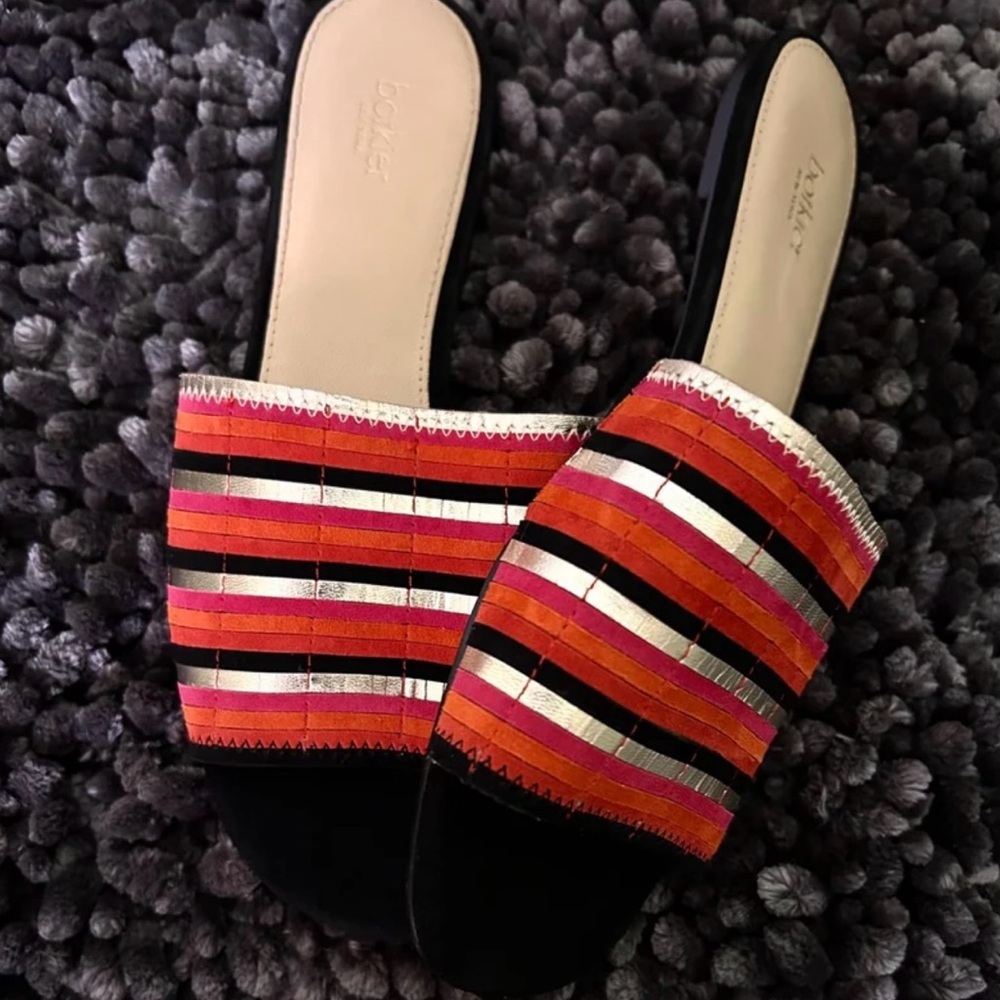 Brand New Botkier Leather Marley Poppy Sandals/Flats Size 6